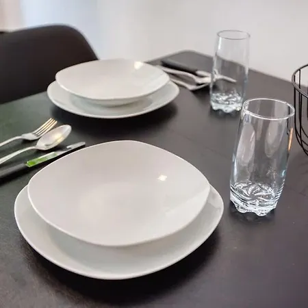 Thirtynine Homey 1-bed In 아파트 슬리에마