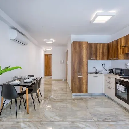 Thirtynine Homey 1-bed In *