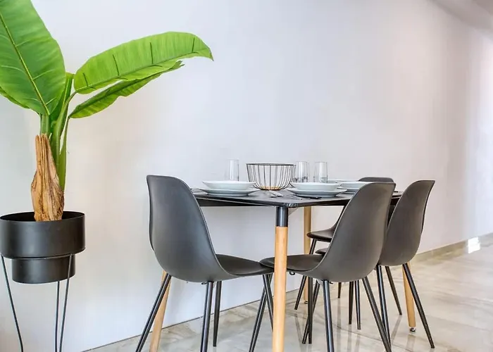 Thirtynine Homey 1-bed In Apartment