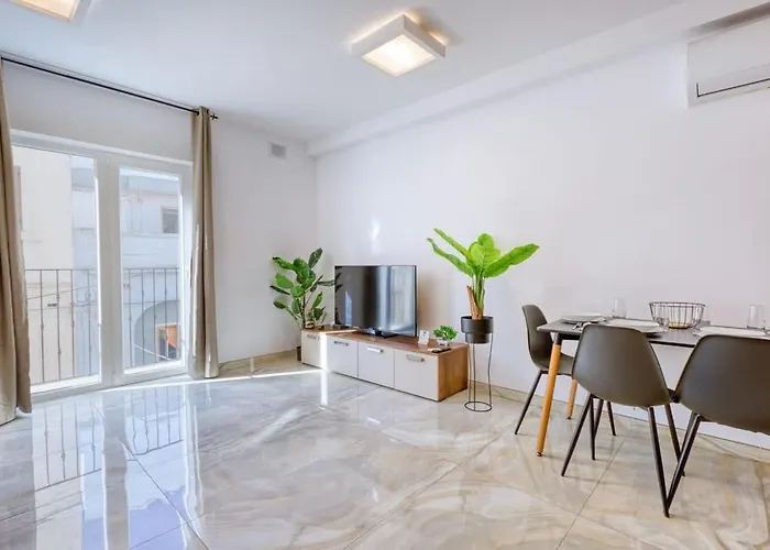 Thirtynine Homey 1-bed In * 슬리에마