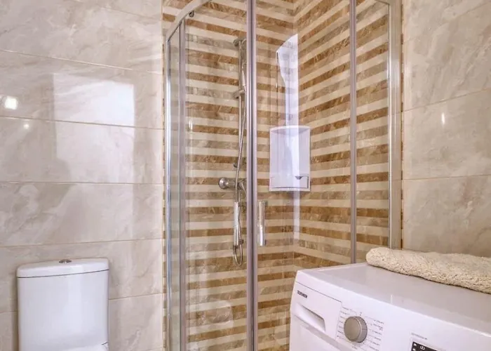 Thirtynine Homey 1-bed In *